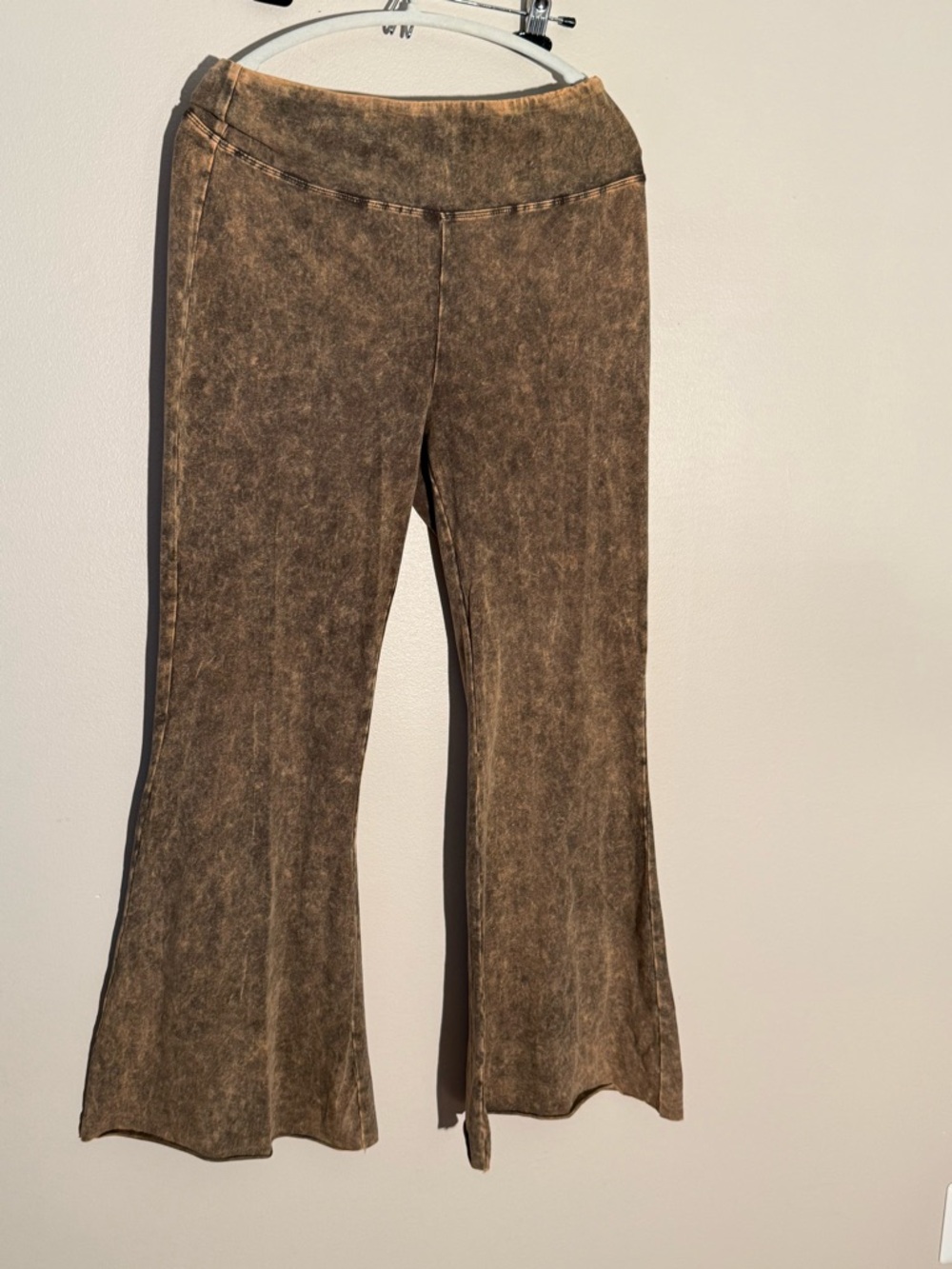 Zenana Outfitters mineral wash brown